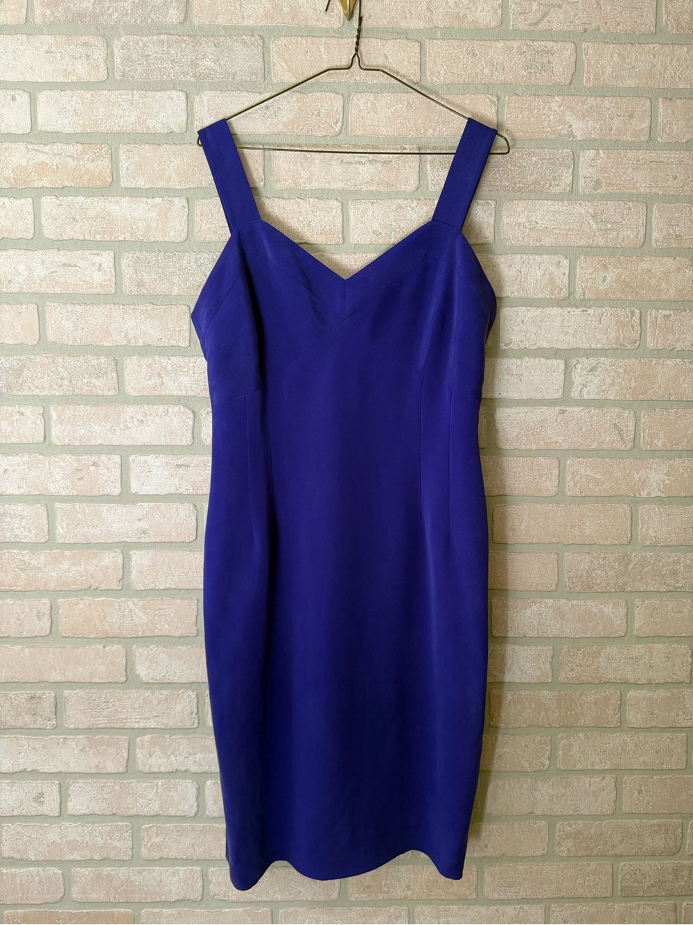 Vintage Dana Buchman 100% Silk
Cobalt Blue Sleeveless Midi Cocktail Sheath Dress